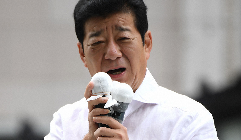 参院選が公示され、第一声を上げる日本維新の会の松井一郎代表=大阪市中央区で2019年7月4日午前10時44分、久保玲撮影