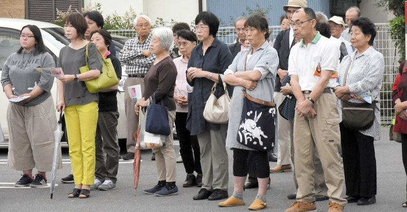 参院選２０１９ 候補者 分刻みで遊説 イベントや商業施設で 公示後初週末 栃木 毎日新聞
