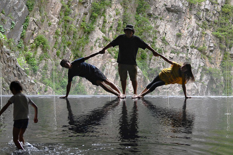 渓谷に浮かぶ 清津峡渓谷トンネル [写真特集3/3] | 毎日新聞