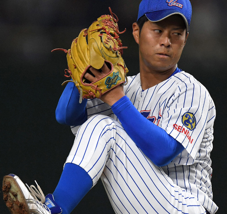 【浜松市(ヤマハ)-仙台市(七十七銀行)】力投する仙台市の先発・鈴木貴=東京ドームで2019年7月14日、久保玲撮影