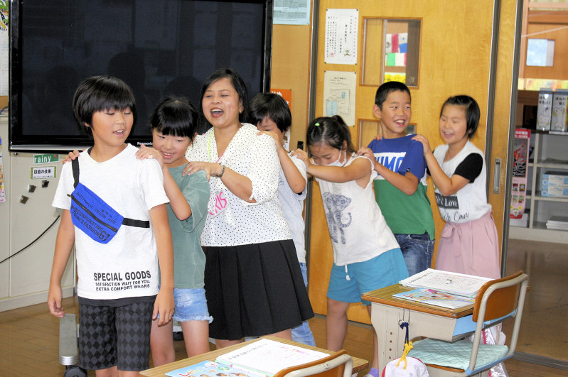 学校自慢 市原市立海上小学校 市原市 英語教育で個性伸ばす 千葉 毎日新聞