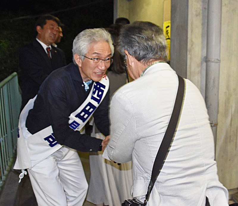 候補者走る 参院選２０１９京都 上 自民 西田昌司氏 対面 重視で票固め 京都 毎日新聞