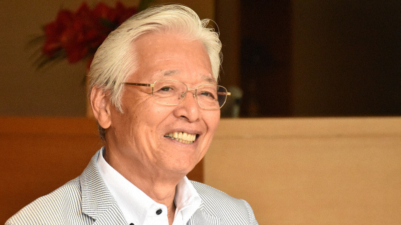 直嶋正行氏=須藤孝撮影