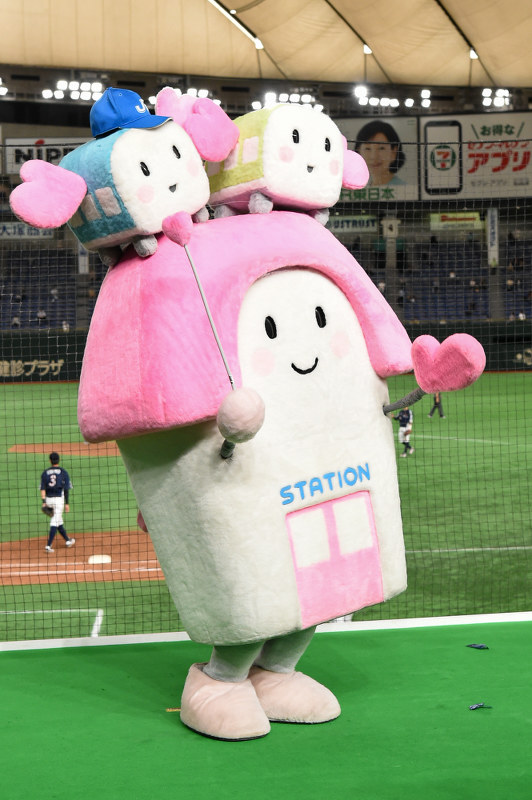 JR四国（高松市）の応援団（2回戦） [写真特集32/28] | 毎日新聞