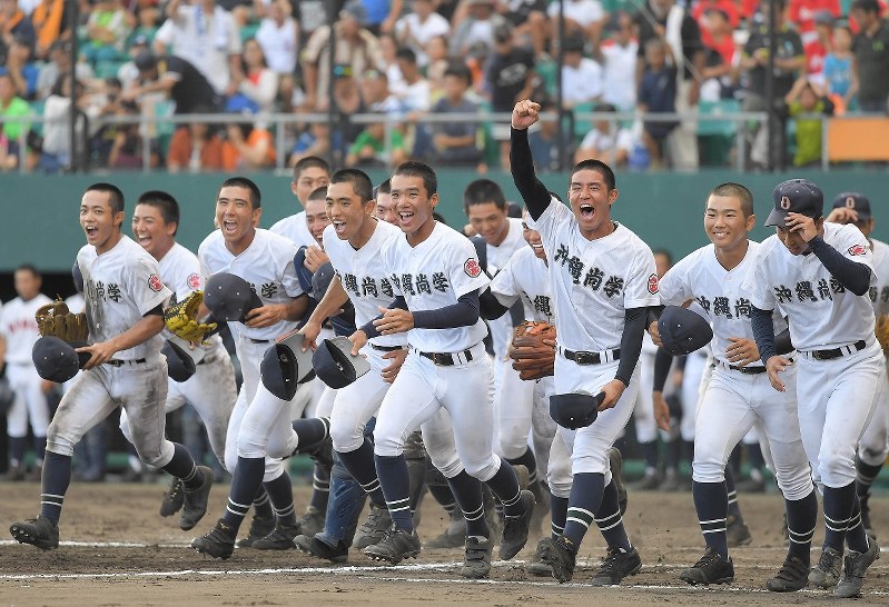 沖縄尚学　2019-1 M 高校野球：沖縄尚学 5年ぶり8回目甲子園出場決める 興南に勝利