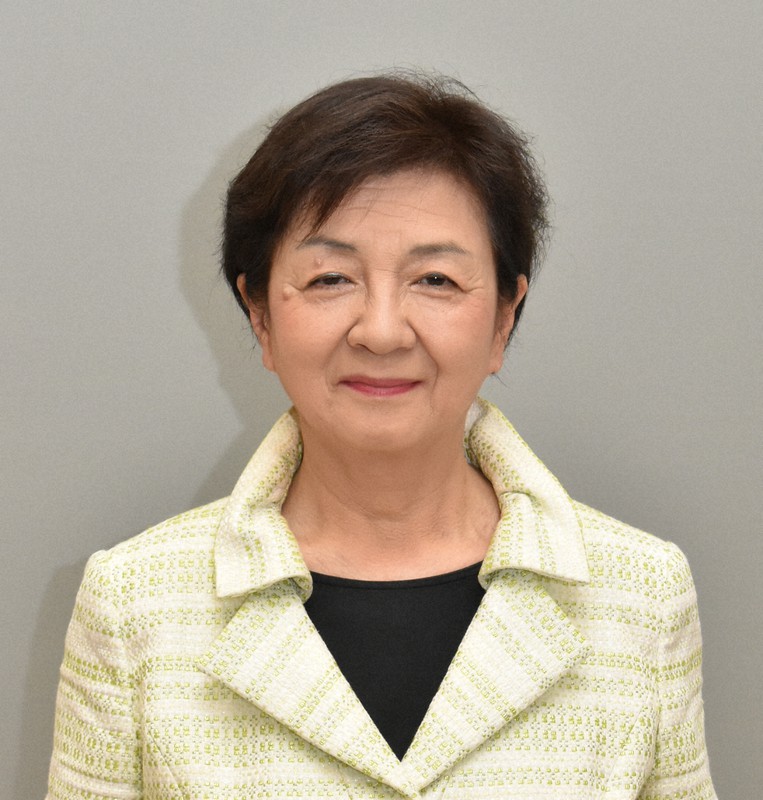 嘉田由紀子氏