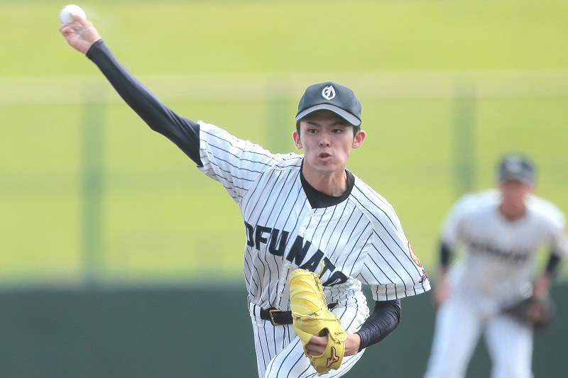 高校野球：大船渡決勝へ 佐々木2安打15K完封、最速157キロ 岩手