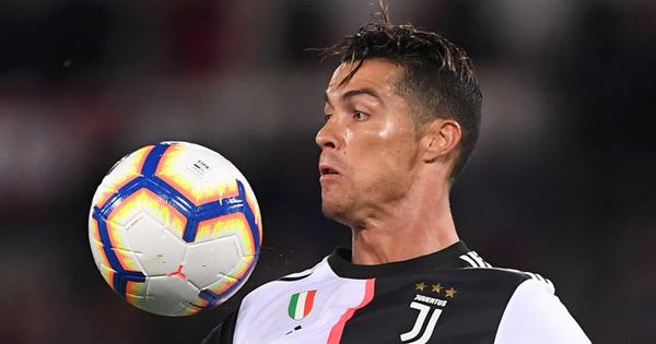 世界の雑記帳 ロナルドが親善試合を欠場 怒った韓国ファンらが損害賠償求める 毎日新聞