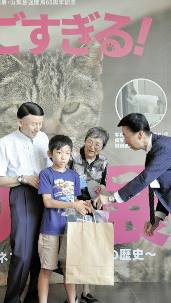 企画展「ねこ展」:入場者1万人に 笛吹・県立博物館 /山梨 毎日新聞