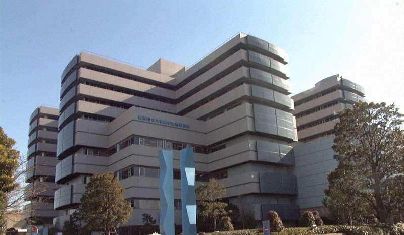 横浜市立大付属病院