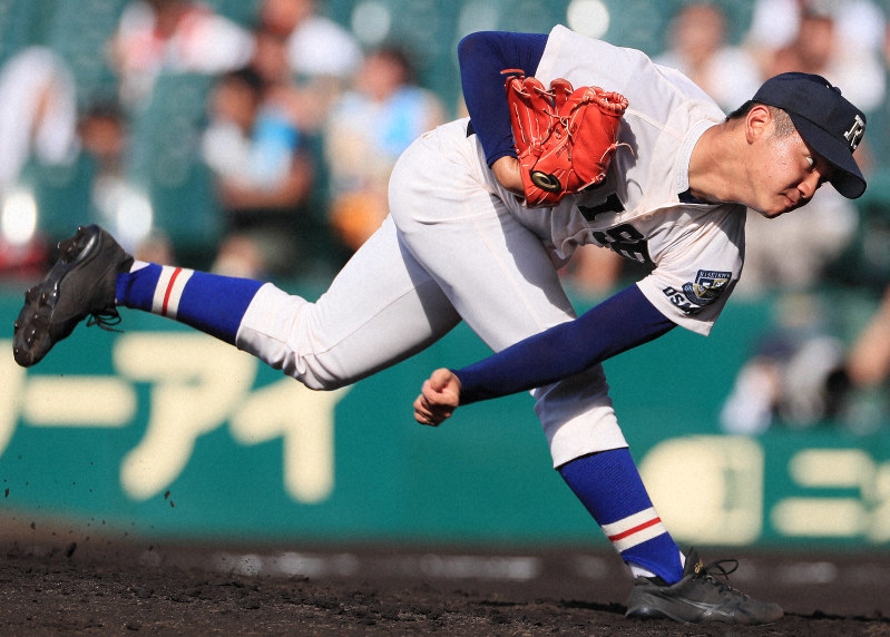 夏の高校野球：第2日目第1試合 履正社（大阪）―霞ケ浦（茨城