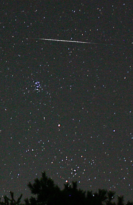 過去に各地で撮られたペルセウス座流星群 [写真特集13/10] | 毎日新聞