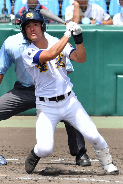 聖光学院・荒牧 2打席連続弾は公式戦1号、2号 守備では悔しい失策も