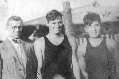 写真 ジョニー・ワイズミュラー　ターザン　ヴィンテージフォト ジョニー・ワイズミュラー、アメリカ人水泳選手、水球選手、俳優（1920