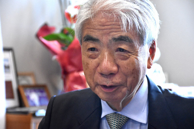 尾辻秀久氏=須藤孝撮影