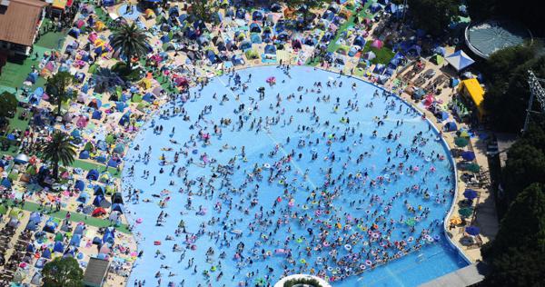 ベスビオ山 特異な かなり としまえん プール 営業 中止 遠近法 間に合わせ 垂直