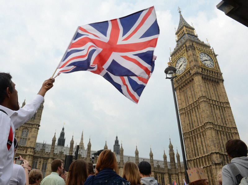 英議会議事堂の時計台「ビッグベン」=ロンドンで、望月亮一撮影