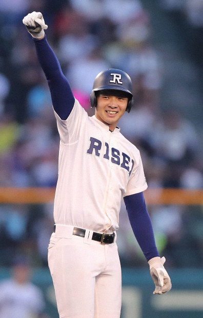 逆転で履正社4強 4番・井上4打点、清水完投 関東一は3点先制守れず