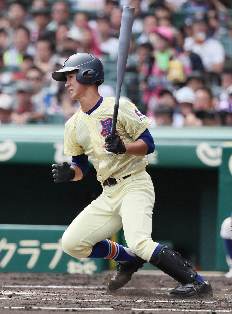 星稜・内山 4番の存在感 持てる力を発揮した夏 | 毎日新聞