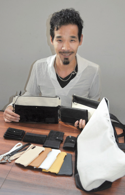 クラウドファンディング 廃棄の鹿皮 商品に イタリア料理店主 ブランド設立へ資金募る 長野 長野 毎日新聞