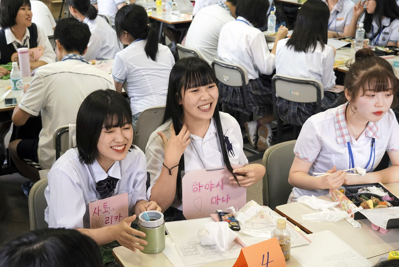 学校自慢：松戸国際高校 海外交流で視野広げ ／千葉 毎日新聞