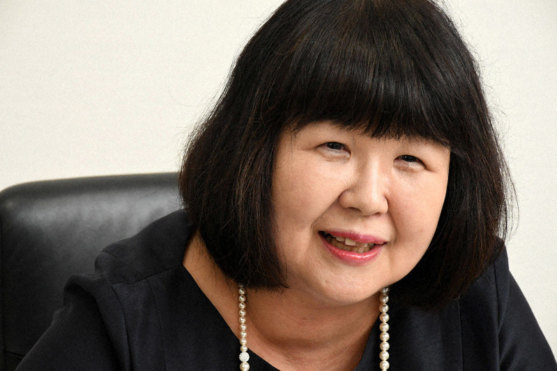 インタビューに答える秋田喜代美・東京大学教育学部長=根岸基弘撮影