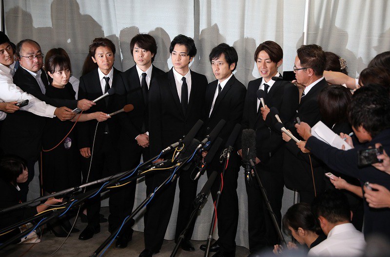 ジャニー喜多川　お別れ会　銀テープ Johnny's - ジャニー喜多川さんお別れの会「関係者の部