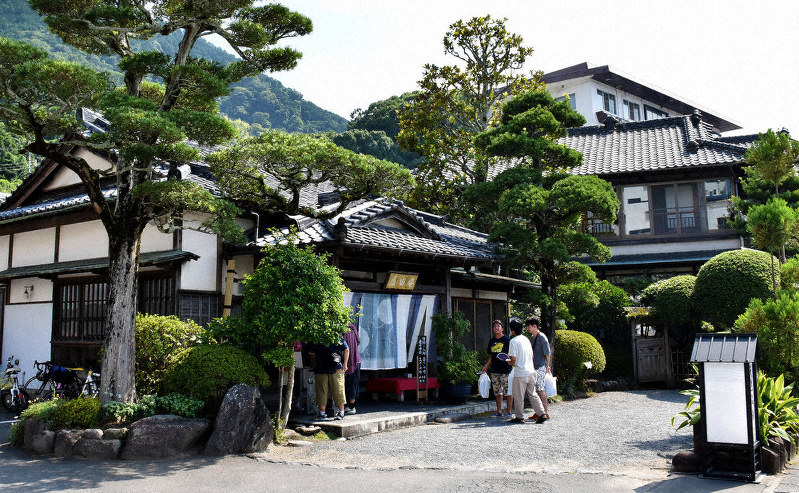 ぐるっと首都圏 旅する みつける 静岡 沼津 ラブライブ聖地巡礼 作品そのままの風景 東京 毎日新聞