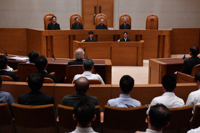 諫早湾干拓事業訴訟の判決があった最高裁第2小法廷=東京都千代田区で2019年9月13日、内藤絵美撮影