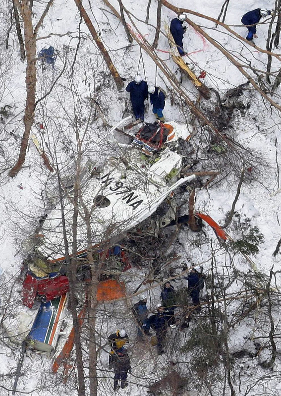 17年の長野 防災ヘリ墜落 死亡の機長を県警が書類送検 航空法違反容疑 毎日新聞