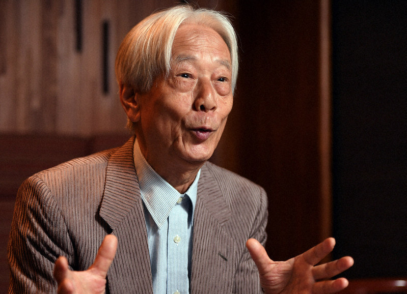 内田博文 九州大名誉教授=宮本明登撮影