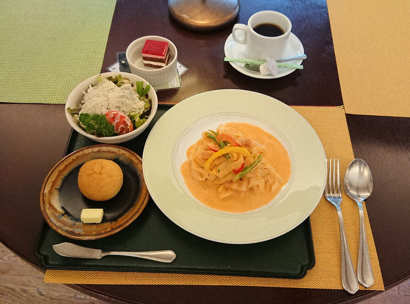 カフェレストラン洋燈 塩原高原大根ランチセット 秋の旬をパスタに 栃木 毎日新聞