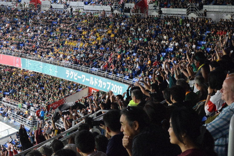 ラグビーｗ杯２０１９ ｎｚｖｓ南ア 横浜初戦に熱狂 国内外ファン交流も 神奈川 毎日新聞