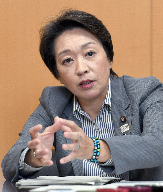 =代表撮影