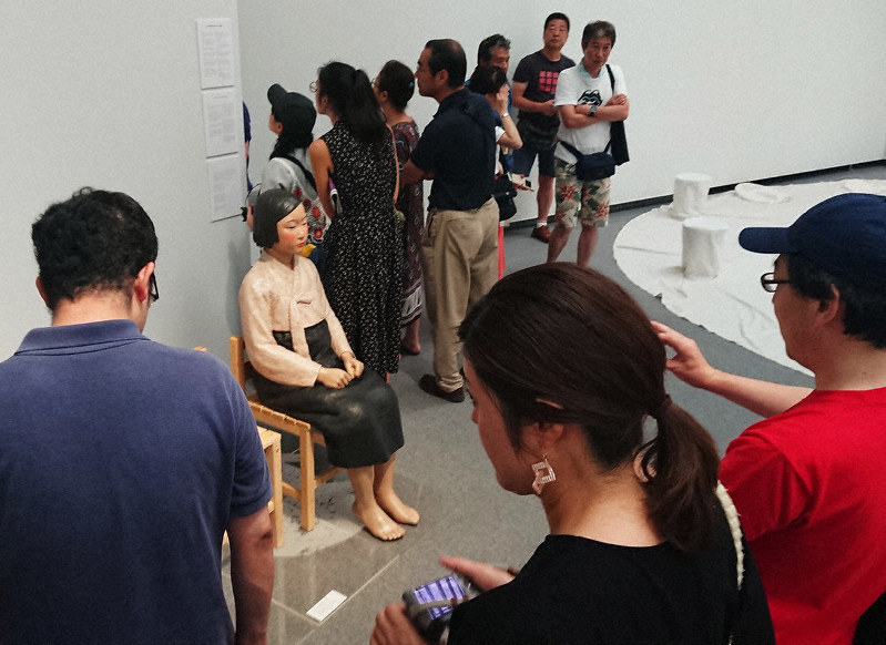 脅迫などを受けて展示が中止された、あいちトリエンナーレの「表現の不自由展・その後」=名古屋市東区の愛知芸術文化センターで8月3日、山田泰生撮影