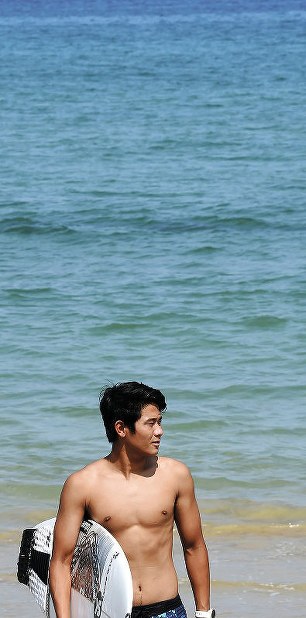 田中大貴プロ使用】 SKサーフボードT-CONZ 5.8 1/2 26L