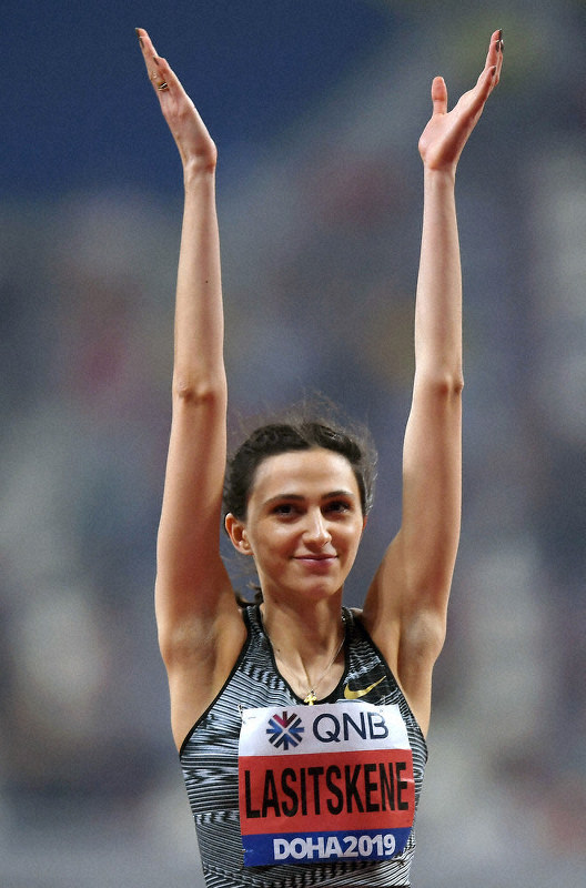 陸上 世界選手権 ラシツケネ３連覇 女子走り高跳び 毎日新聞