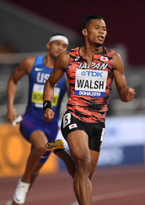 男子400メートル準決勝、3組4着のウォルシュ・ジュリアン=カタール・ドーハで2019年10月2日、久保玲撮影