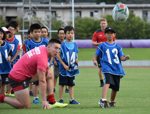 ラグビーW杯2019:トップ選手に胸躍らせ ウェールズ代表