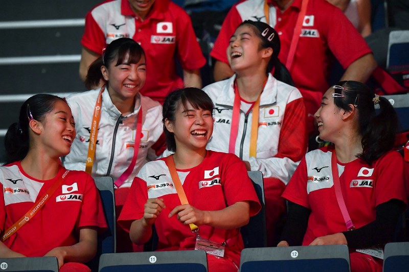 体操日本女子、東京五輪の団体出場枠獲得 4大会連続 [写真特集13