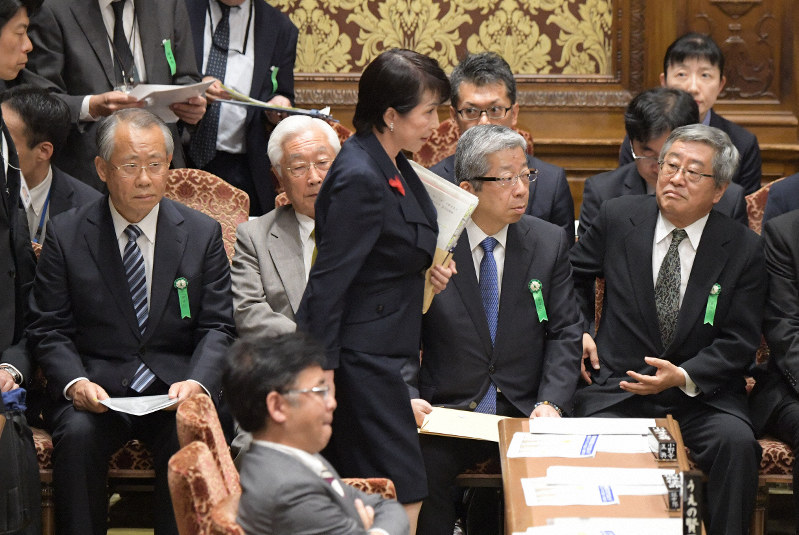 日本郵政 鈴木副社長 Nhkへ 圧力をかけた記憶は毛頭無い 衆院予算委 毎日新聞