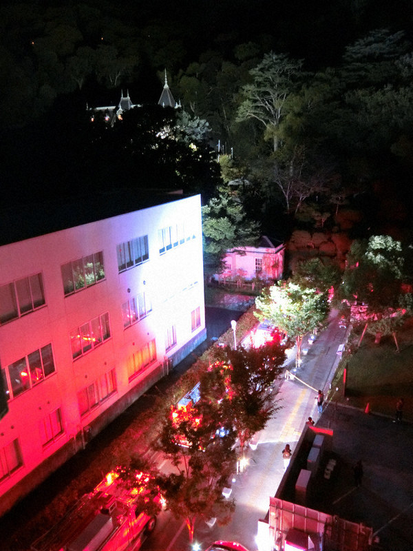 国重文の萬翠荘 火災誤報で騒然 松山 愛媛 毎日新聞