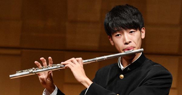 学生音コン 学生音コン大阪本選 フルート部門 高校１位 県立石山 横井さん 滋賀 毎日新聞