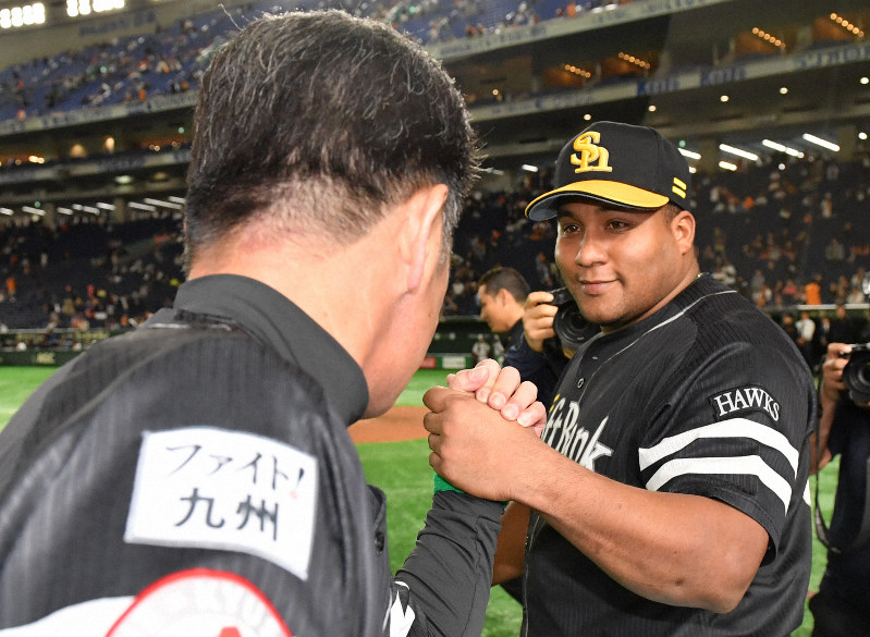 タカ工藤監督の決断に応えたデスパイネ 3年連続の頂点くっきり見えた