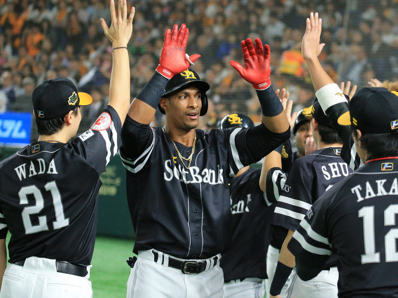 ソフトバンク4度目「下克上」 リーグ優勝以外で2連覇は初 | 毎日新聞
