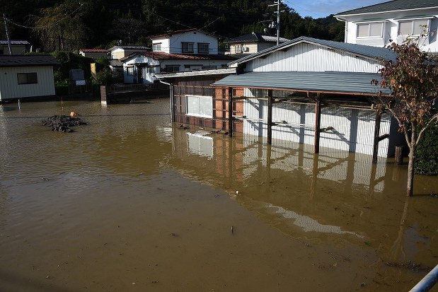 台風19号 国土交通省 全国7県 堤防決壊は52河川73か所 カメラの緊迫の瞬間と二次被害も紹介