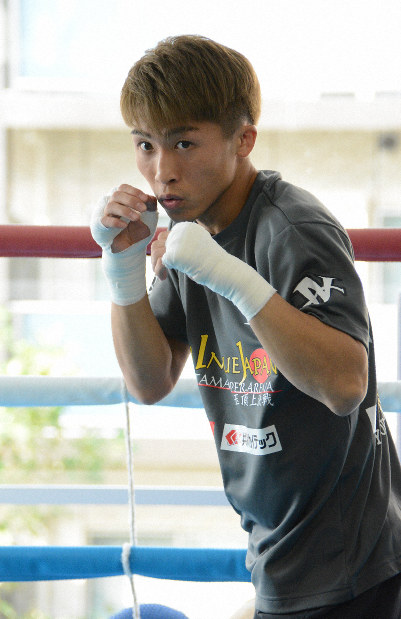 井上尚弥　ボクシング　キャップ　ドネア　WBSS Amazon.co.jp: 井上 尚弥 キャップ 灰色 黄色 グレー ボクシング