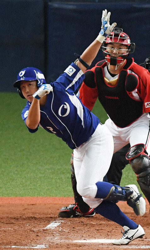 王子の宝島が勝ち越し二塁打 ドラフト右腕の岡野を撃破 社会人野球日本選手権 毎日新聞