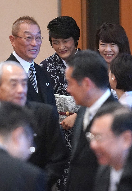 天皇陛下の即位 「饗宴の儀」の第3回 王貞治さんら [写真特集5/10
