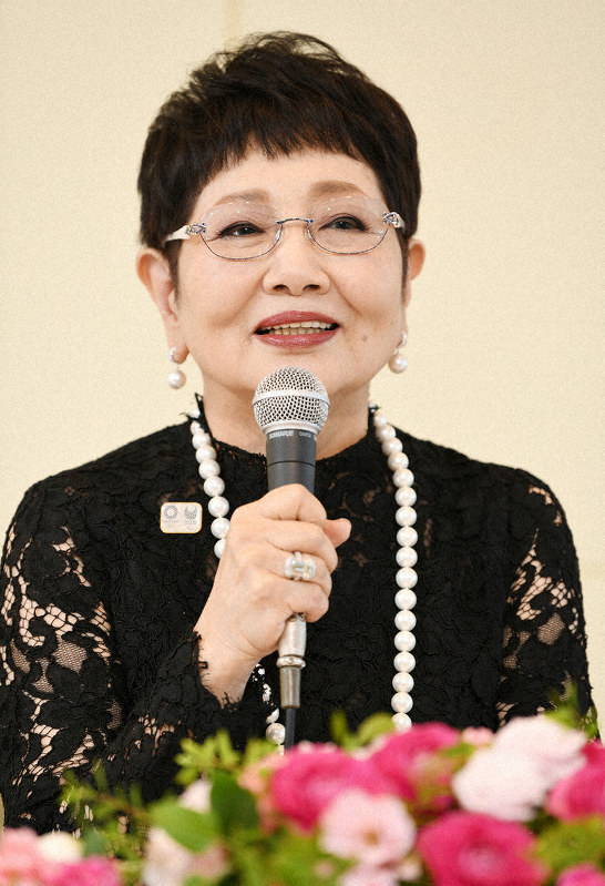 秋の叙勲 俳優 泉ピン子さん 歌人 京都大名誉教授 京都産業大タンパク質動態研究所長 永田和宏さん 毎日新聞